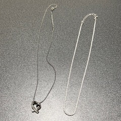 まとめて　ピアス2点　ネックレス2点の画像