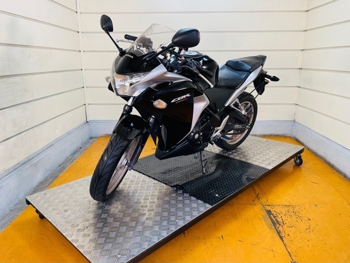 28437km ★始動動画あり★ ホンダ CBR250R MC41　中型
