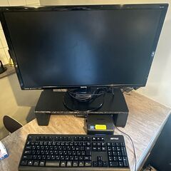 Windows11Pro ミニパソコン、モニター、キーボード、マウスセットの画像
