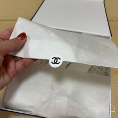 シャネル　CHANEL 箱とリボン４点の画像