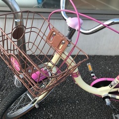 16インチ子供用自転車の画像