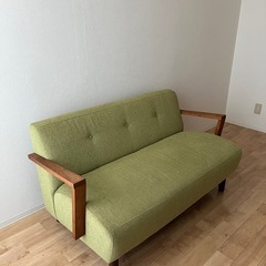 ティシュラー　ソファ