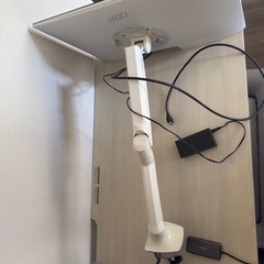 Dell 23.8インチモニターとモニターアームセットの画像