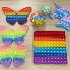 新品 プッシュポップ おもちゃ　まとめ買い歓迎　卸ます　アマゾン引き上げ商品　倒産品　ネット商材　卸ます　転売　アマゾン引き上げ商品　卸し　問屋　倒産品　転売OK　ネット商材　アマゾン　商品　景品　コンペの画像