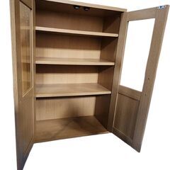 収納家具（扉付き）の画像