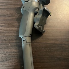 DJI Osmo Mobile ジンバル　携帯　自撮り棒