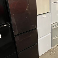 O2506-476 Hisense 3ドア冷凍冷蔵庫 HR-G2...