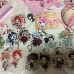 すとぷり、さとみグッズセットです。の画像