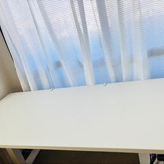 電動昇降式デスク・E7の画像