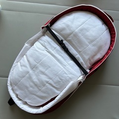 【ほぼ新品】持ち運び用ベビーベッド
