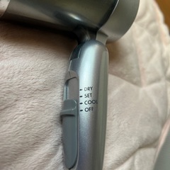 H ITACHIドライヤーの画像