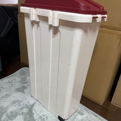 【無料】ゴミ箱　30Lの画像