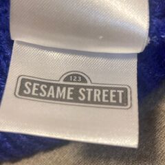 【USJ・セサミストリート】クッキーモンスターの青いアクリルニット帽の画像