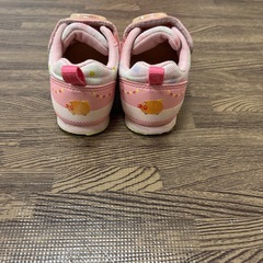 13.5 ムーンスター靴の画像