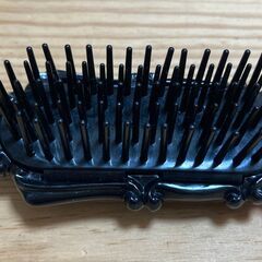 【ANNA SUI [アナスイ]】折り畳みヘアブラシ