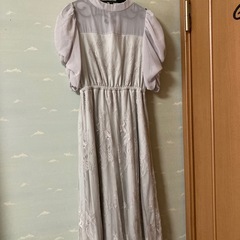 お嬢様系　レースパフスリーブ　ワンピース　Ｍサイズ