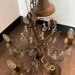 シャンデリア　LED電球付の画像