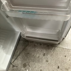 ☆値下げ☆O2506-478 ハイアール 冷凍冷蔵庫 JR-N106H 2015年製 動作確認済み 定格内容積106L 中古の画像