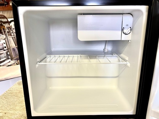 美品・高年式】✨2024年製 comfee'ノンフロン冷蔵庫45L (コジカ