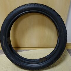 バイク用　フロントタイヤ　中古品　100/90-19の画像