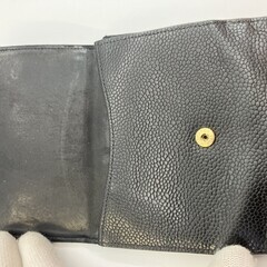 CHANEL キャビアスキン 財布 コンパクト 二つ折り ブラック シール無し 送料無料の画像