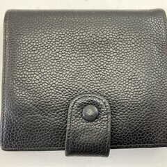 CHANEL キャビアスキン 財布 コンパクト 二つ折り ブラック シール無し 送料無料の画像