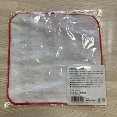 【新品・未使用】 2013年　干支タオルハンカチ　巳　人気の画像