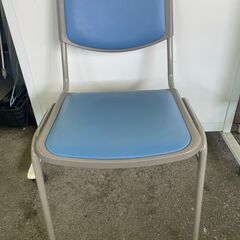 ライオン　スタッキングチェア４脚セット①　ミーティング