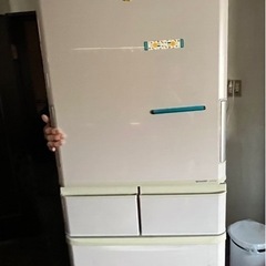 今から取りに来れる方2012年式冷蔵庫