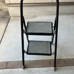 脚立　お話中