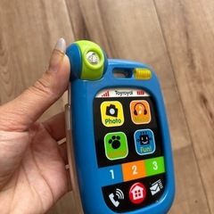 スマートフォン型おもちゃ トイローヤルの画像