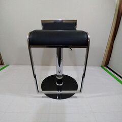 【バーチェア／カウンターチェア】高さ調整OK！おしゃれなデザインの画像
