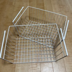 ダイソー　吊り戸棚用メッシュラック　白　2点　深型