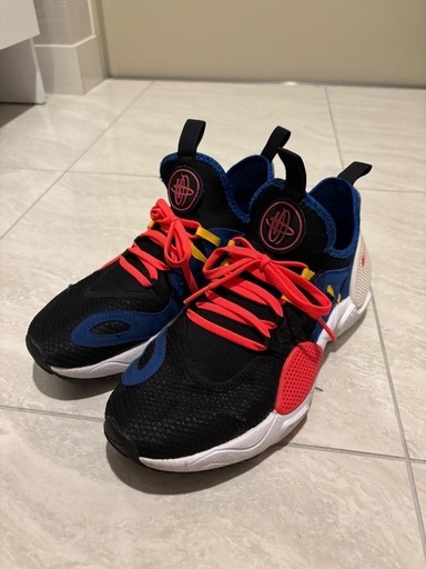 NIKEスニーカー　ハラチ