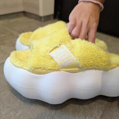 美品！可愛すぎるUGG厚底サンダルの画像