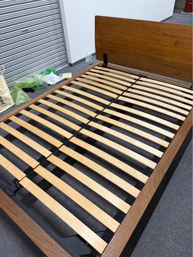 7/5　無印良品　ダブルベッドフレーム＋ヘッドボード　ウォールナット材　ベッドフレーム