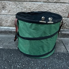 剪定などに使えるバックの画像