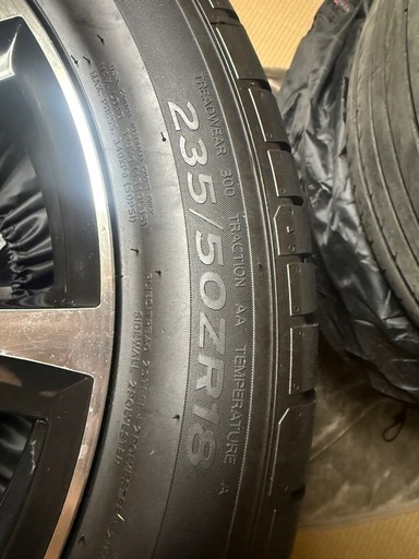 9.9割新品タイヤ、ホイール付き