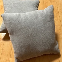 ✴︎未使用品✴︎ クッション　2つ