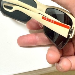 PRADA サングラス