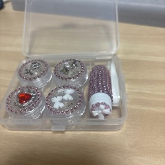 コンタクトケースの画像