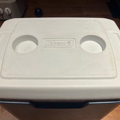 クーラーボックス　コールマンの画像
