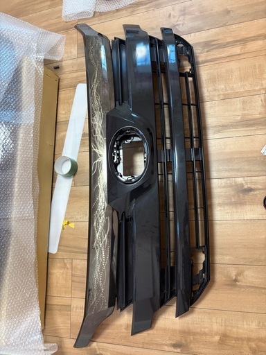 前期30ヴェルファイア  純正グリル