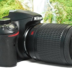 ✨手振補正機能付き望遠レンズ✨Nikon D3200✨高性能入門一眼レフ✨軽量の画像