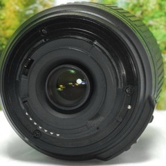 ✨手振補正機能付き望遠レンズ✨Nikon D3200✨高性能入門一眼レフ✨軽量の画像