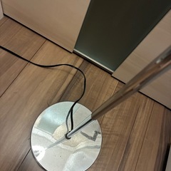 フロアライト　シルバーの画像
