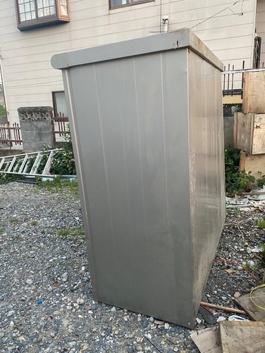 
物置 
