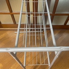 押入れ用ハンガーラック洗濯収納衣類収納　の画像