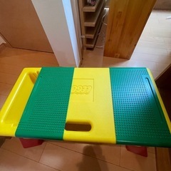 LEGOテーブルの画像