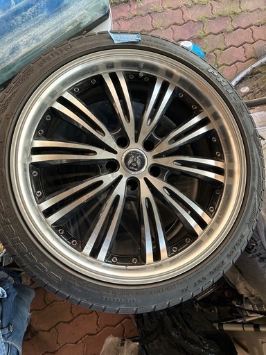 ロクサーニex20インチ